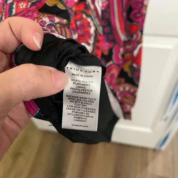 Trina By TRINA TURK Birch Paisley Print Mini Dress Size Small Jersey Knit Fabric - Picture 8 of 8